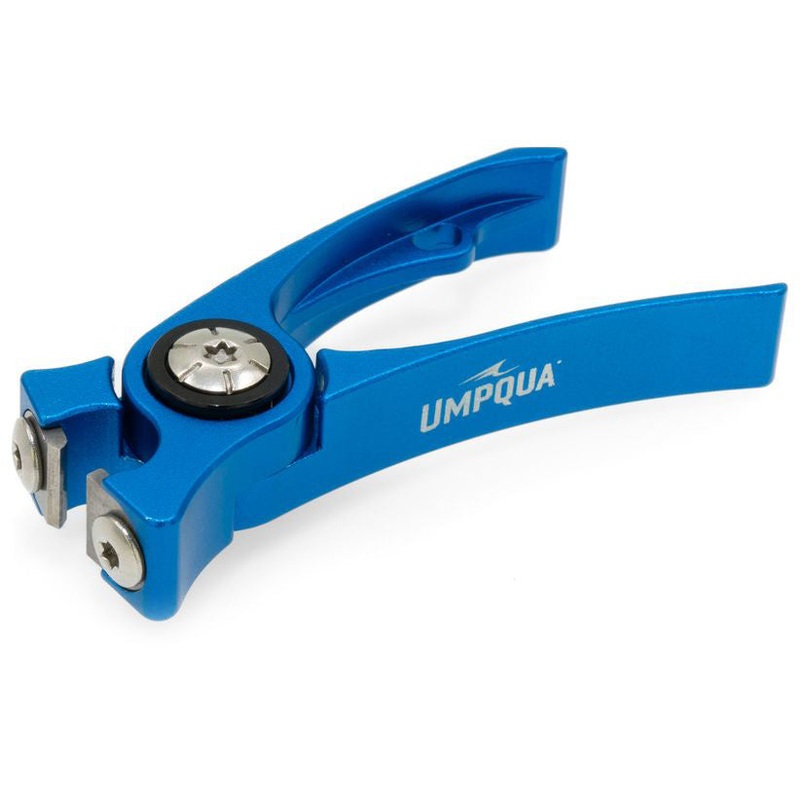 Umpqua RiverRun Nipper with Lanyard