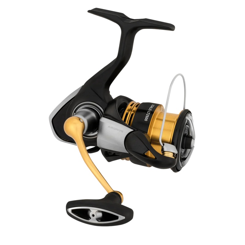 Daiwa 23 LEGALIS SPIN REEL LT3000D